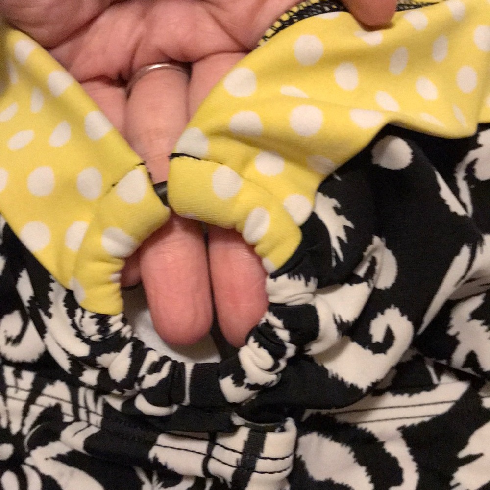 ☘️ bikini top small/medium - Picture 2 of 5